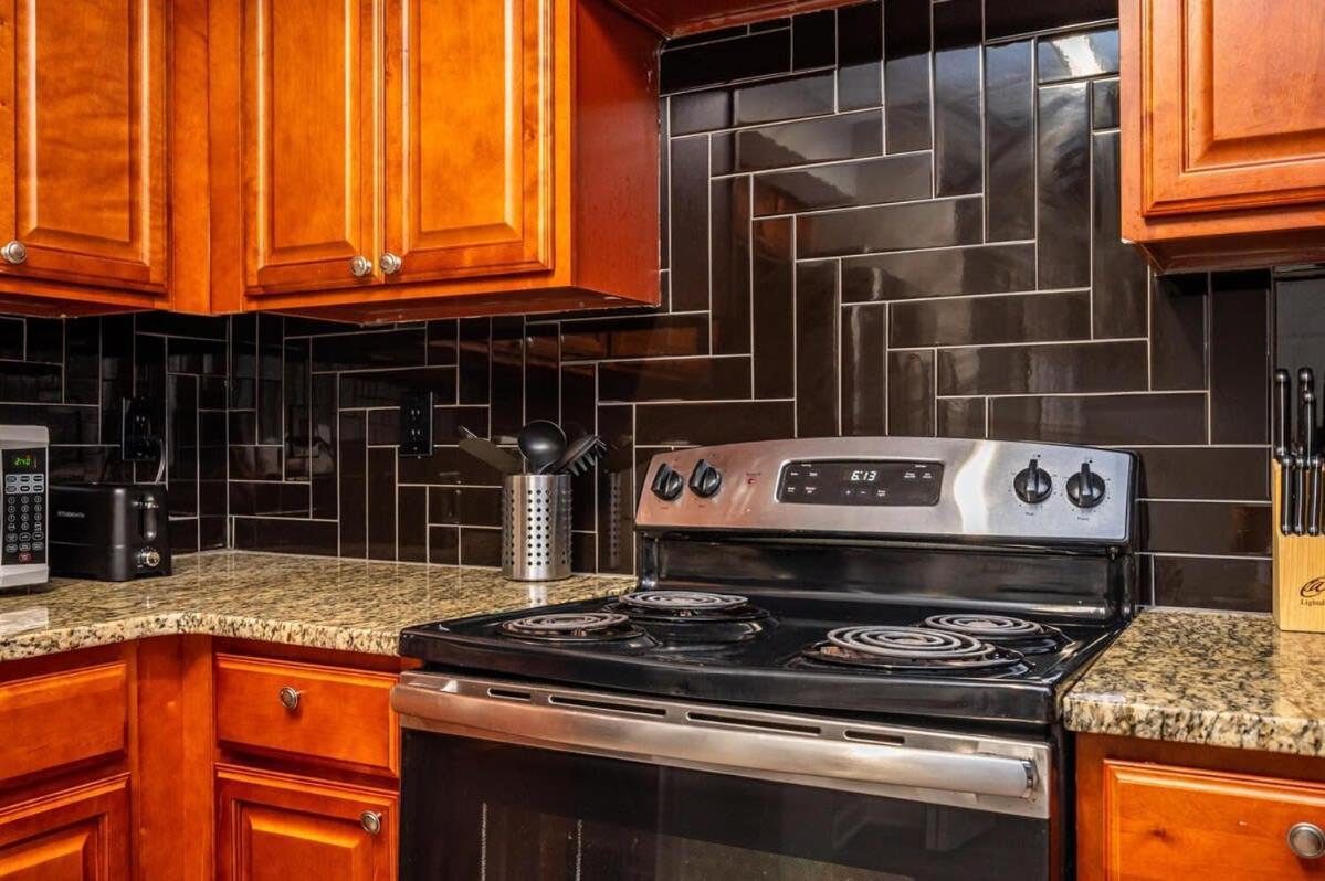 Holiday home New Entire Place Cozy Quiet 2b2b Townhouse Sp1261
